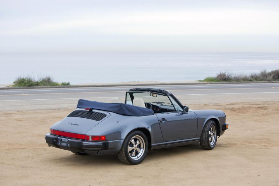  Porsche 911 Carrera 3.2 Cabriolet 1984 года  (US) (фото 2 из 25)
